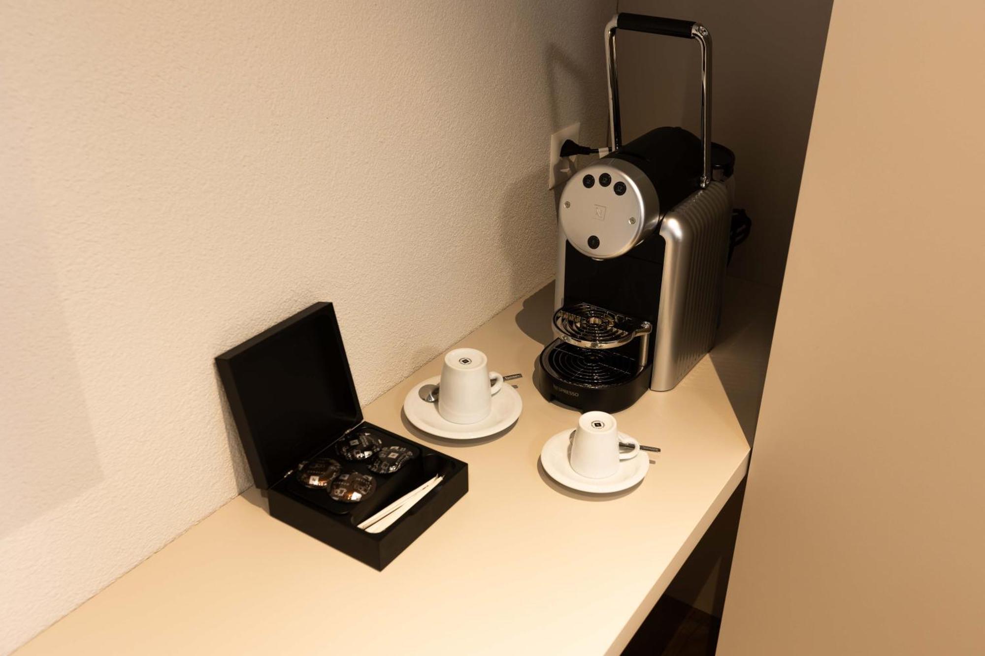 Hotel Rondo - Self-Check-In 빌 외부 사진